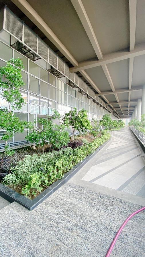 باساي Cozy And Classy Studio Across Airport Terminal 3 المظهر الخارجي الصورة