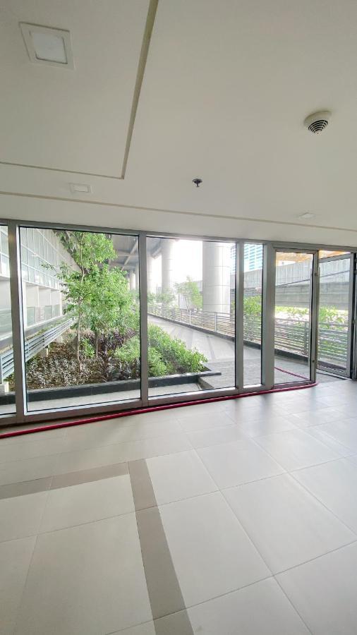 باساي Cozy And Classy Studio Across Airport Terminal 3 المظهر الخارجي الصورة
